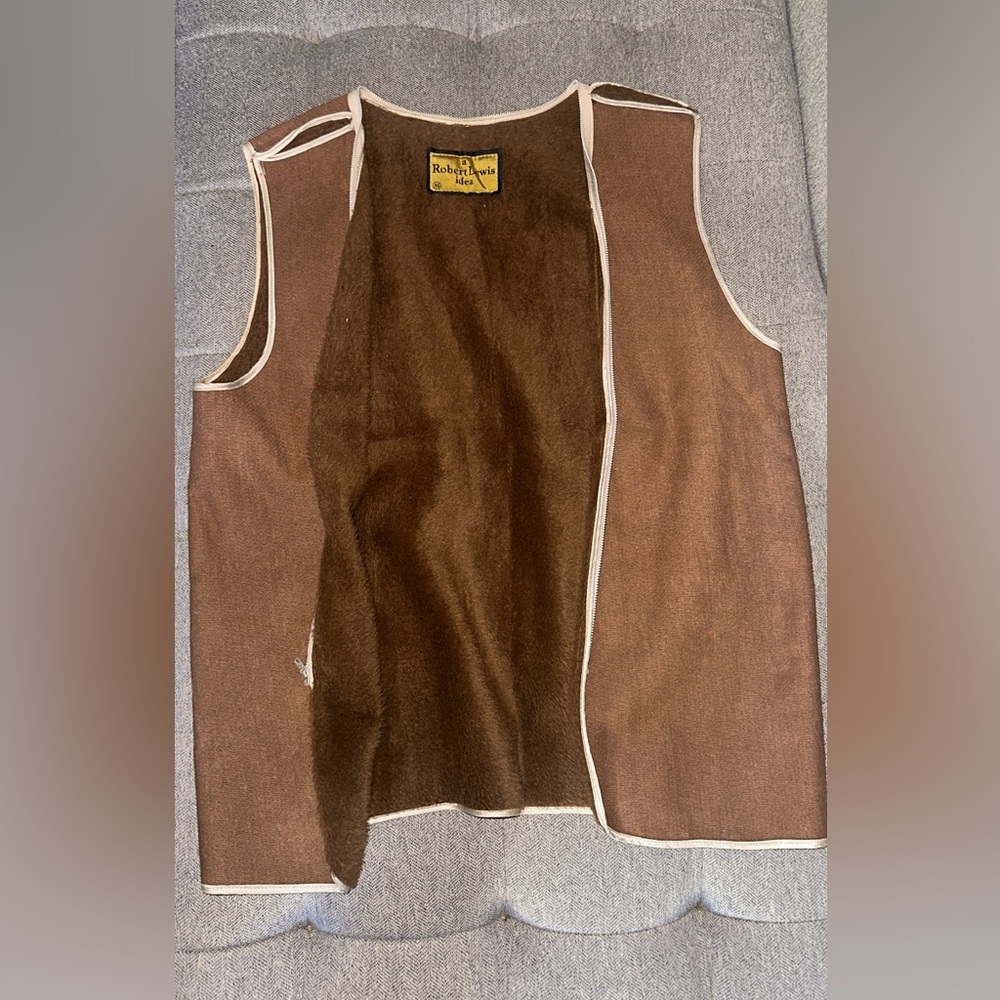 1970s A Robert Lewis Faux Fur Vest – Size 40 – Soft Plush Zip-Up Layer